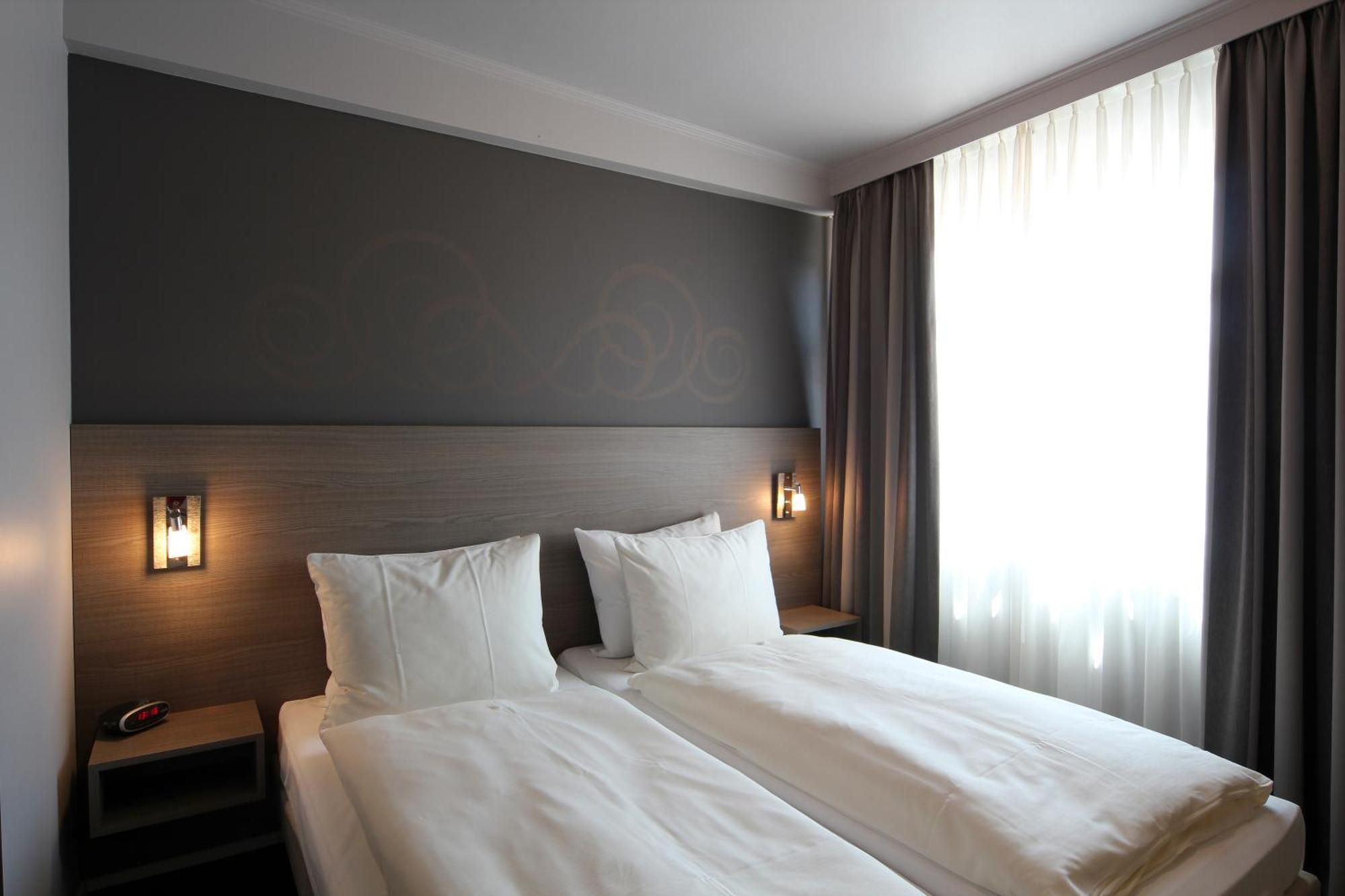Grand Hotel Monopole Valkenburg aan de Geul ภายนอก รูปภาพ